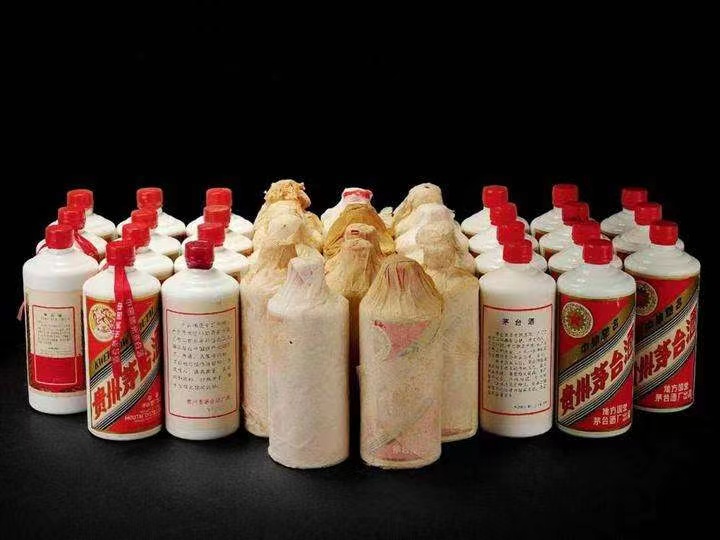 鄂城老酒回收上门哪里回收(附近上门回收茅台酒）?